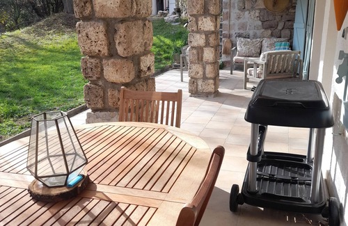 Bargemon Apartamento | Charming Garden apartment in delightful Bargemon