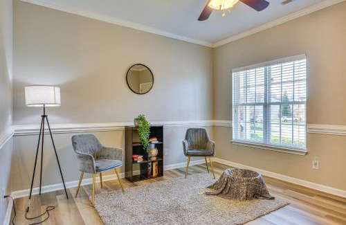 Greensboro Casa | Charming Greensboro Townhouse with Back Patio!