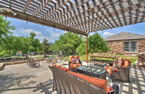 Medicine Park Casa | Charming Hilltop Cottage in Medicine Park!