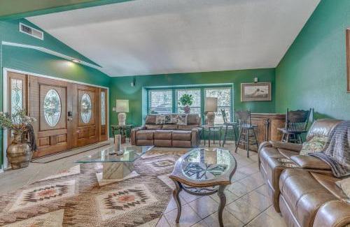 Ruidoso Casa | Charming Home with Patios, Near Ruidoso Downs Casino