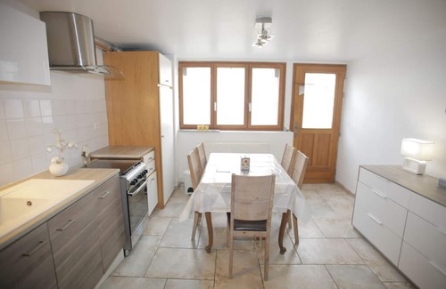 Hericy Casa | Encantadora casa con jardín cerca de Fontainebleau (Insead) y 40 minutos de París