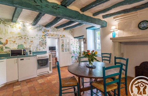 Denee Cabaña | Encantadora casa con jardín cerrado cerca del río Louet