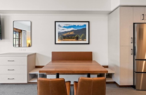 Tamarack Apartamento | Charming King Studio