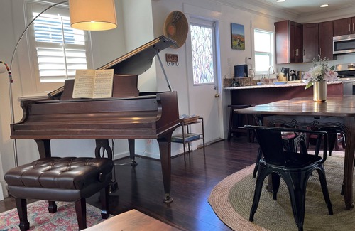 Park Mesa Heights Casa | Charming LA Bungalow. Well-located single-family home with outdoor amenities!