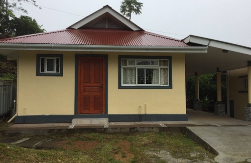 La Misere Chalet De Esquí | Encantador chalet moderno a precio económico