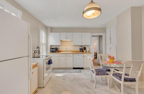 West Hartford Casa | Charming New England Home in West Hartford Center