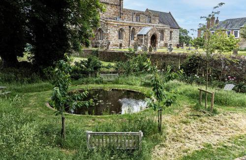 Woodford Halse Apartamento | Charming Old Schoolroom