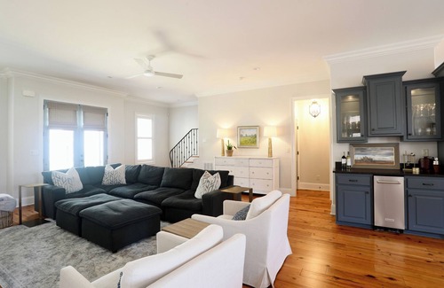 Oxford Casa | Charming Oxford Townhome - Minutes to Ole Miss and The Square! Sleeps 1-10