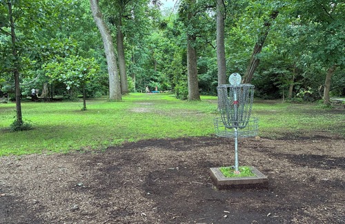 Olde Kensington Apartamento | Charming Philadelphia 2-bedroom Tower Suite nestled among Fairmount Park.