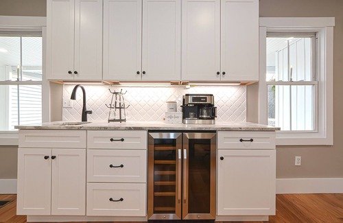 Townsend Otro | Charming Renovated Farmhouse