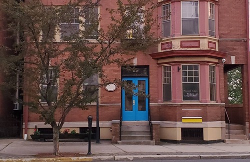 Finesville Apartamento | Charming Riverview 2 bedroom Apartment