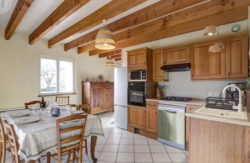 Sevelinges Cabaña | Encantador gîte rural con jardín, terraza y actividades familiares