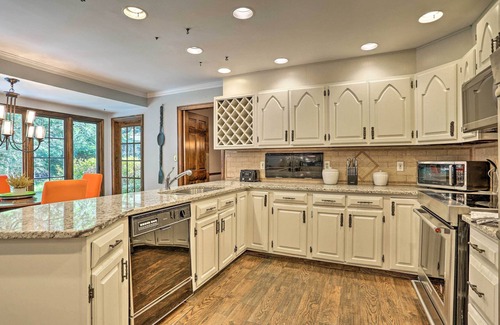 Saylorsburg Casa | Charming Saylorsburg Retreat w/ Game Room & Patio!