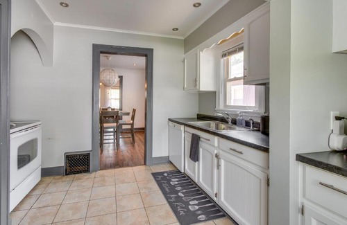 Springfield Casa | Charming Springfield Home 2 Mi to Downtown