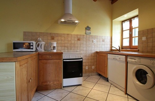 Allegre Cabaña | Casa rural con encanto cerca de un pueblo medieval, ideal para familias y mascotas, con terraza y garaje