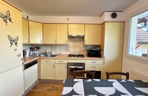 Archamps Apartamento | Charming T3 duplex, 67m2 13m2 outdoor terrace, 1km from Geneva, parking box.