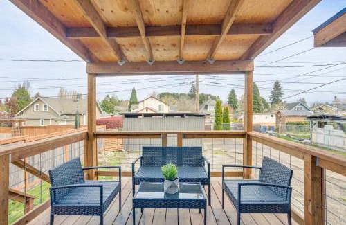 Hilltop Casa | Charming Tacoma Vacation Rental 2 Mi to Downtown!