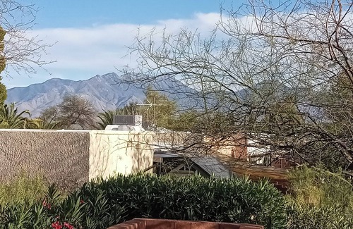 Colonia De Los Alamos Casa | Charming townhome with AC in Green Valley. Utilities and wireless WI-FI incl.