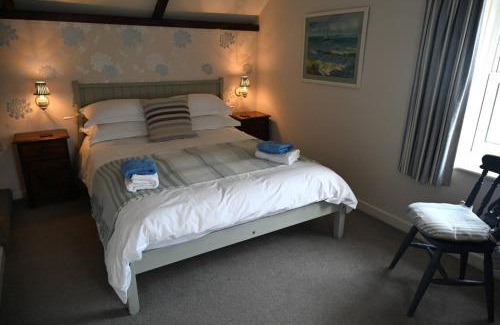 Solva Casa | Charming Upper Solva Cottage by Beaches and Harbour