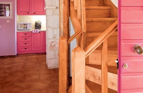 Agia Marina Villa | Una villa encantadora para pasar unas vacaciones tranquilas junto a la piscina o explorar las tranquilas bahías y pueblos locales.