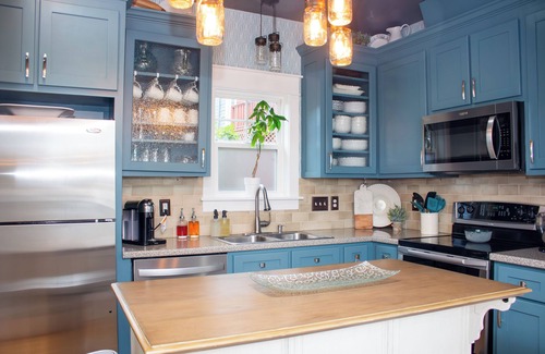 Wilmington Cabaña | Charming Wilmington Getaway in the Heart of the Historic District