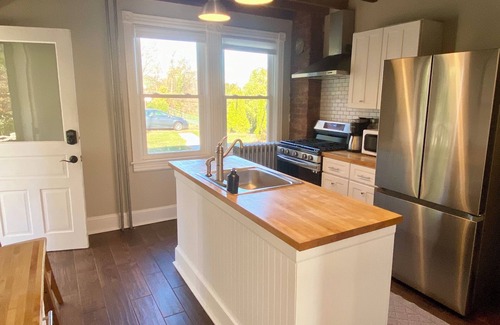 Yardley Casa | Charming Yardley Boro home! Steps to shops/restaurants, close to major transit