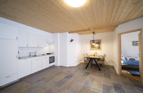 Sent Apartamento | Chasa Chavröl: 3.5 room holiday apartment at with panoramic view in Sent