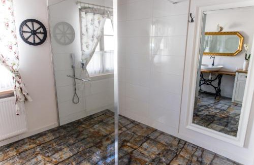 gmina Blizyn Cama Y Desayuno | Chata Pod Świnią Górą