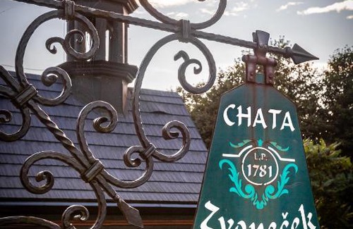 Jiretin pod Jedlovou Chalet De Esquí | Chata Zvoneček