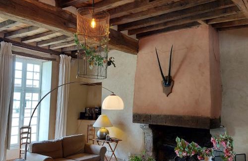 Gesnes-le-Gandelin Casa | Chateau de Vaux