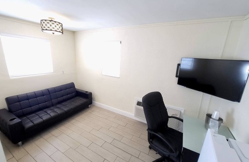 Bostroms Lower Ormond Beach Hotel | Chateau Mar Beach Resort