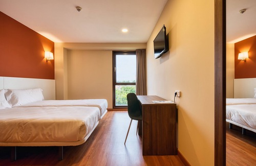 Loranca - Nuevo Versalles - Parque Miraflores Hotel | Checkin Madrid Móstoles