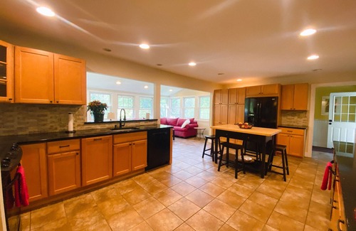 Barto Otro | Cheerful 3 bedroom country home with a pool