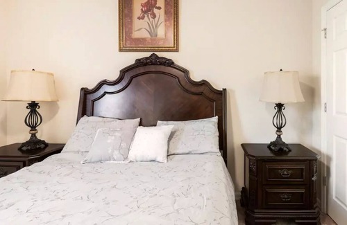 Marbella Casa | Cheerful 4-Bedroom Home, close to Disney