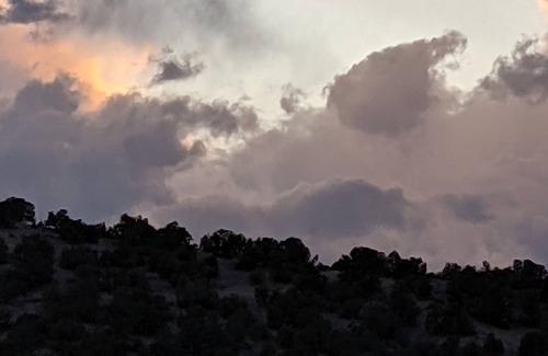 Trampas Casa | Cheerful Apt