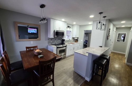 Toledo Cabaña | Cheerful House on Lake Erie