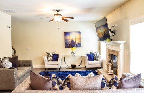 Hampton Casa | Cheerful & Spacious 4bedroom home away from home!