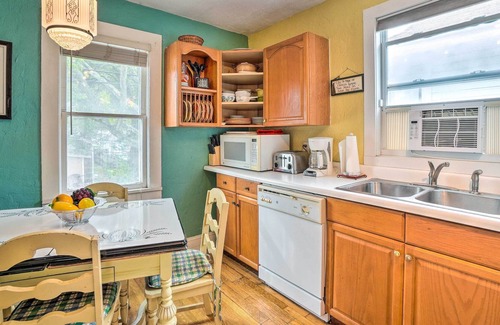 Kenwood Apartamento | Cheery St. Petersburg Escape < 3 Mi to Dtwn!