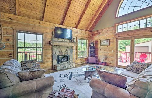 Bean Station Casa | Cherokee Lake Cabin with Deck and Kayaks!