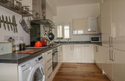 Bodmin Casa | Cherrywood Manor