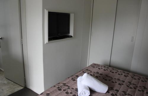 Blenheim Hotel | Cherylea Motel