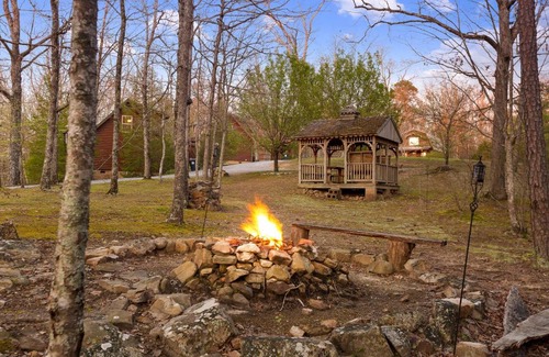 Trenton Casa | Chestnut Oak Cottage