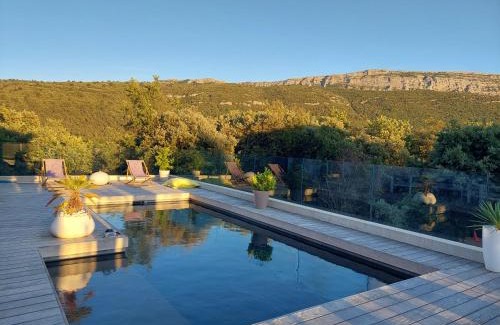 Nans-les-Pins Cama Y Desayuno | Chez Herve et Lydie