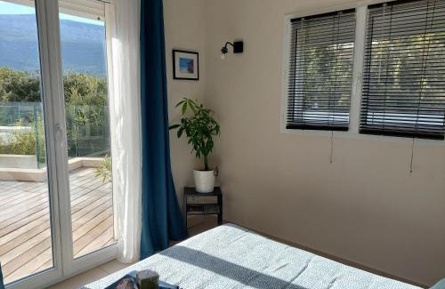 Nans-les-Pins Cama Y Desayuno | Chez Herve et Lydie