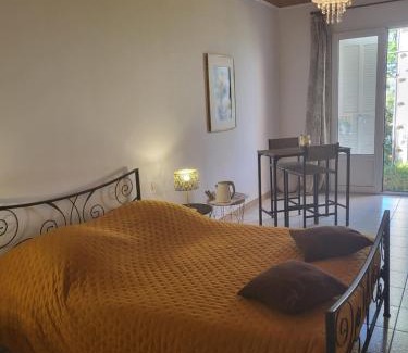 Santa-Severa Cama Y Desayuno | CHEZ ISABELLE