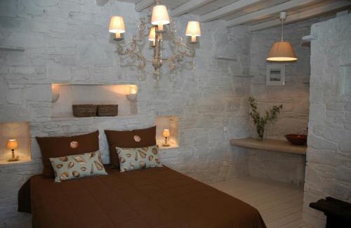 Serifos Villa | Chez Semiramis Aegean Pearl House for 8 persons 5'min from the beach