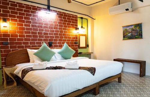 Tha Wang Tan Hotel | Chiang Ron