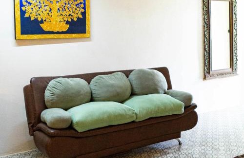 Tha Wang Tan Hotel | Chiang Ron