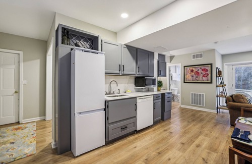 Tate Apartamento | Chic 1-bedroom with WiFi and AC in fabulous Alpharetta - Blue Gate