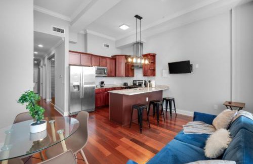 Olde Kensington Apartamento | Chic 1br W Pool In Luxury Complex